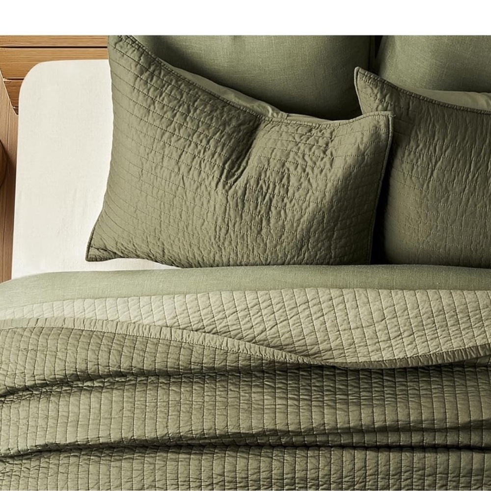 🆕 PB Style Quilt Set Olive Green Sateen Cotton Channel Queen 3 Piece Bedding NEW - Picture 3 of 10